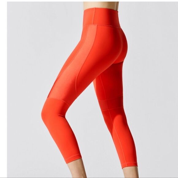 ALALA Womens Red Crop Vamp Tight Legging Size Small Lava Red High Rise NWOT - Picture 3 of 12